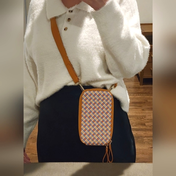 Love & Lore Handbags - Crossbody Phone/Wallet Bag